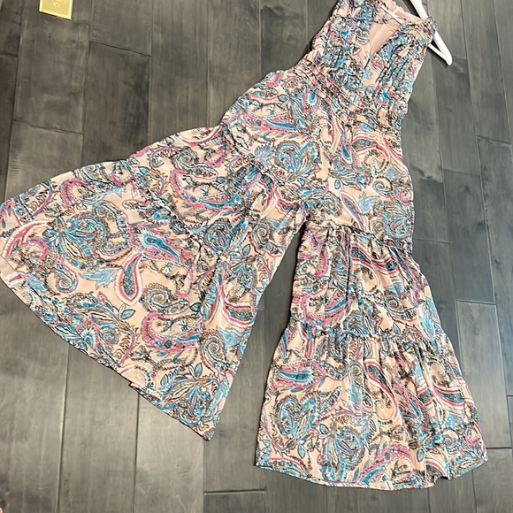 Free People Metallic Tan Gold Dust Jumpsuit Wide Leg Smocked Lined M  NWOT - Picture 3 of 16